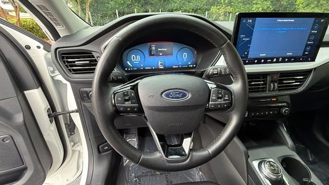 Certified 2024 Ford Escape Platinum AWD/4WD image 26