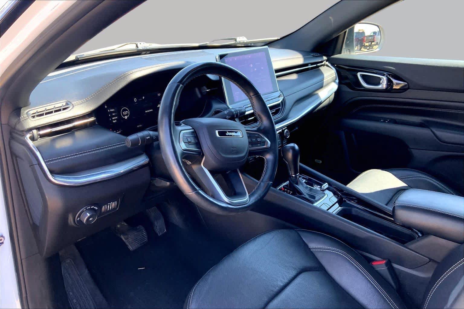 Used 2022 Jeep Compass High Altitude AWD/4WD image 18