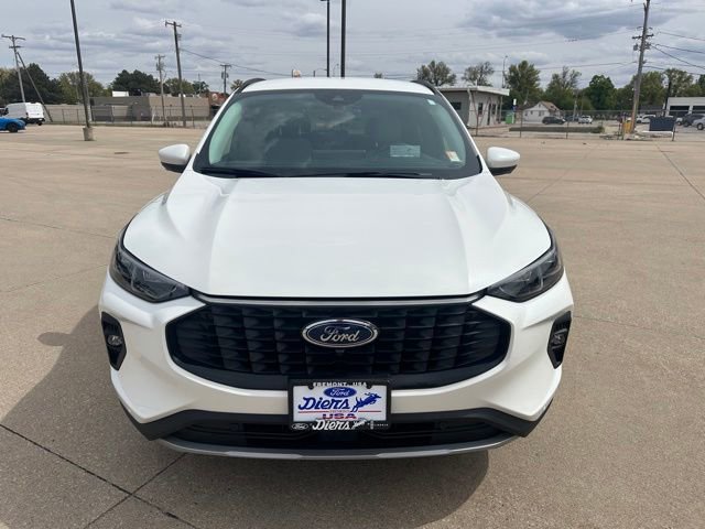 Certified 2024 Ford Escape Platinum w/ Premium Technology Package AWD/4WD image 10