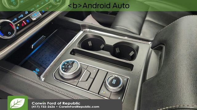 Certified 2024 Ford Expedition XLT image 18