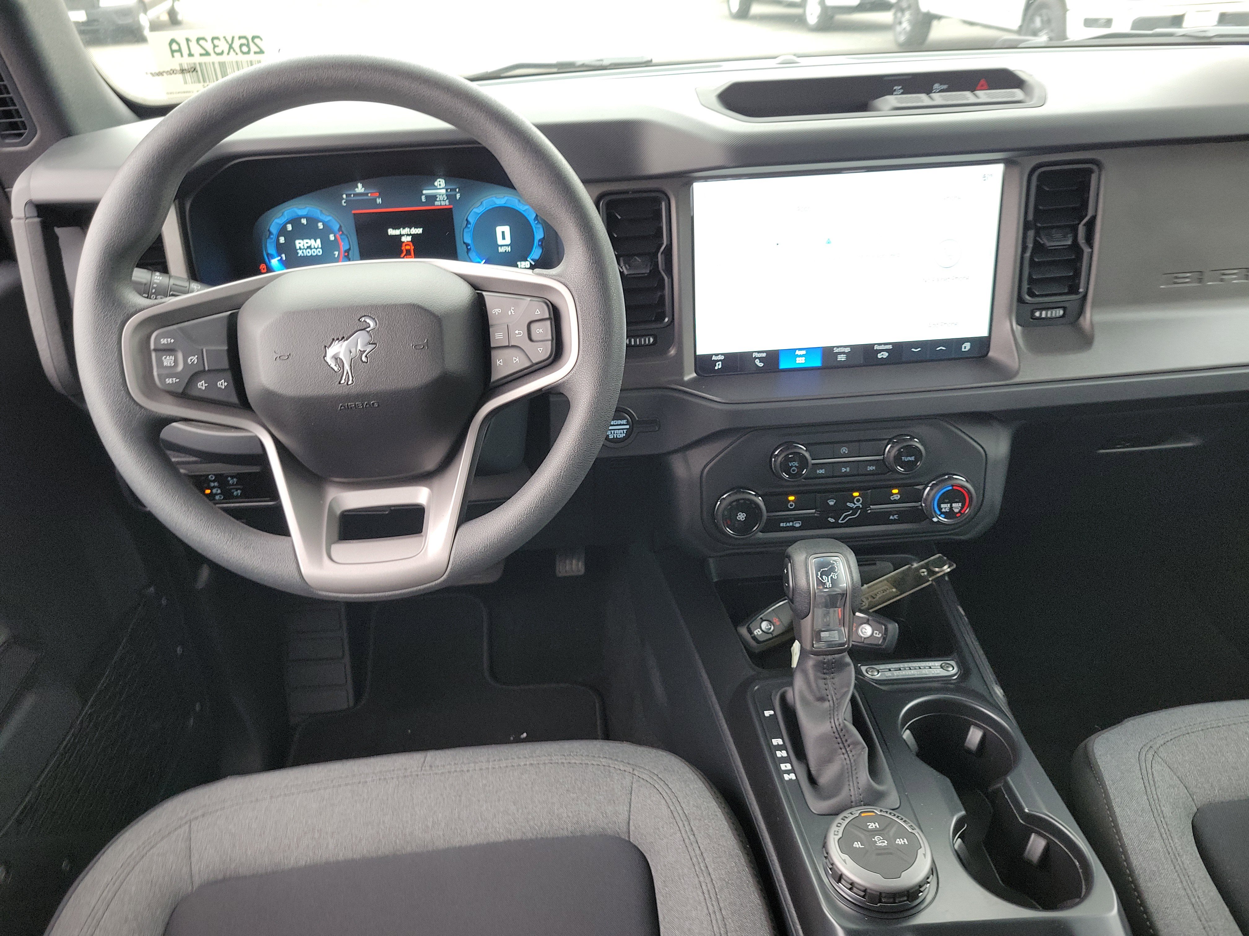 Certified 2025 Ford Bronco 4-Door AWD/4WD image 4