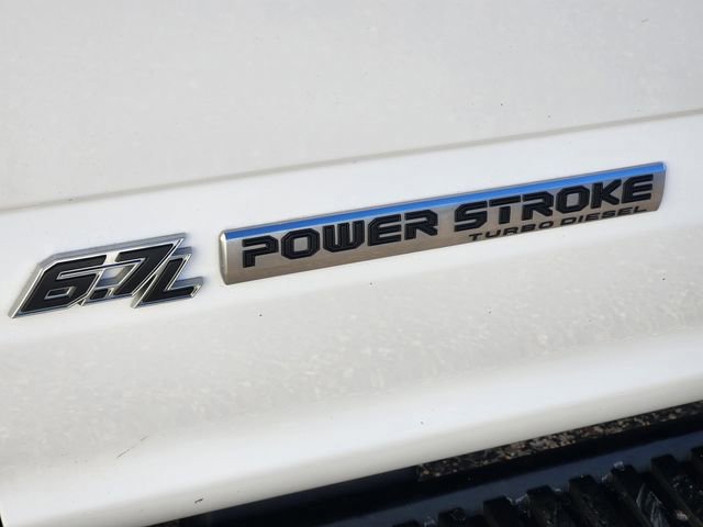 Certified 2022 Ford F350 XL w/ Power Equipment Group image 17