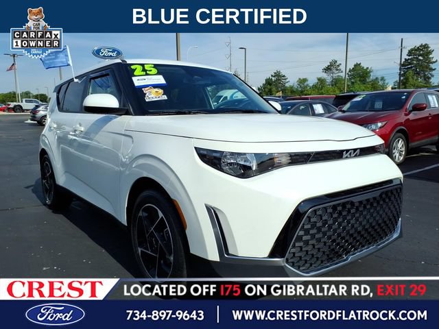 Used 2025 Kia Soul EX FWD image 1