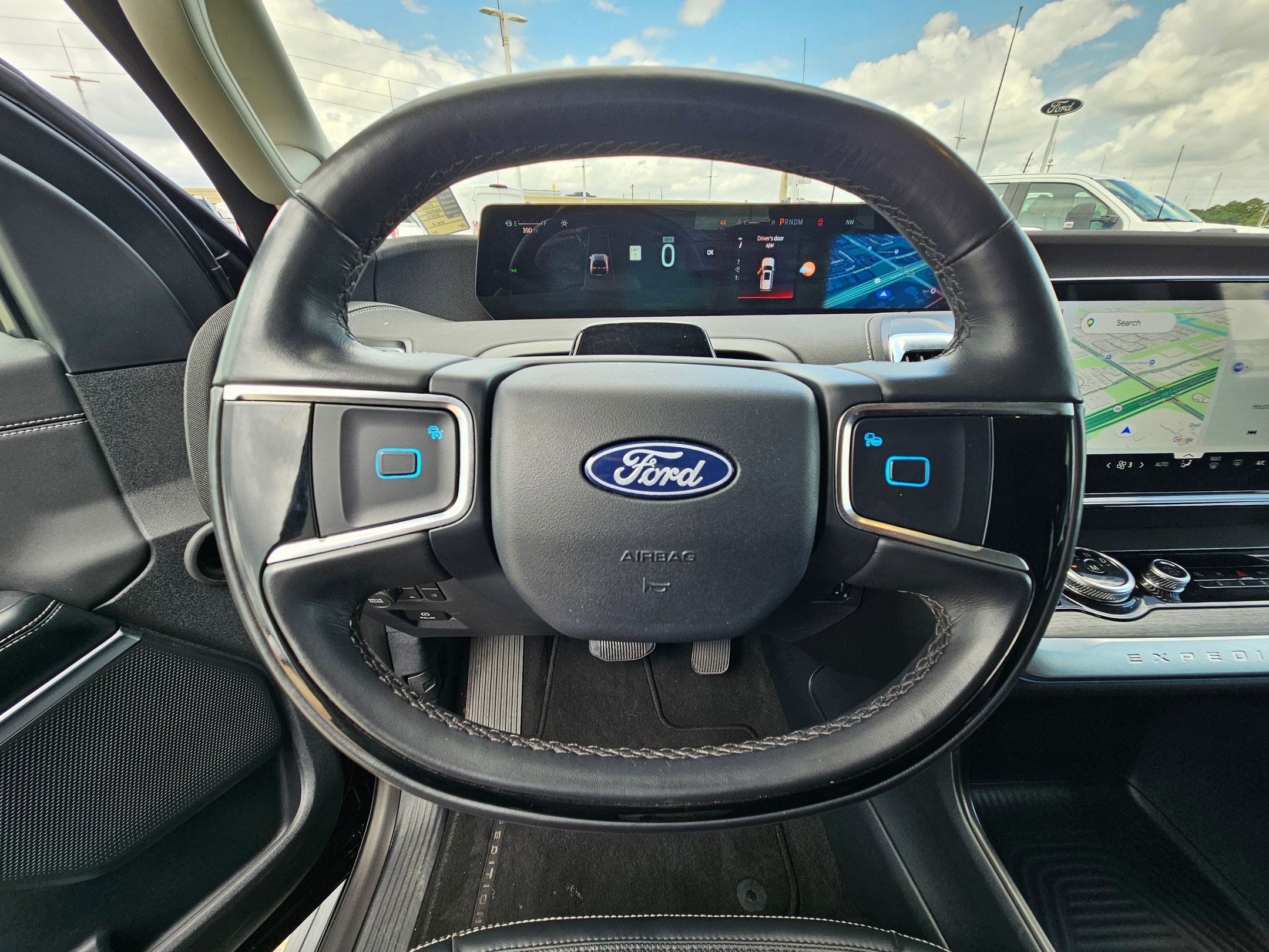 Certified 2025 Ford Expedition Platinum AWD/4WD image 18