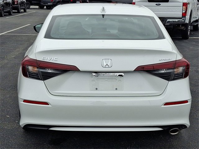 Used 2025 Honda Civic Sport image 3