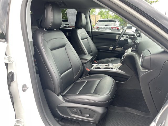 Certified 2023 Ford Explorer XLT w/ Equipment Group 202A AWD/4WD image 12