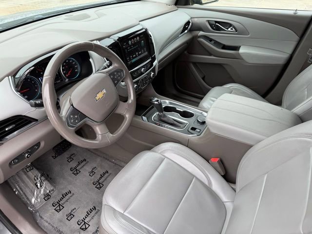 Used 2019 Chevrolet Traverse LT image 12