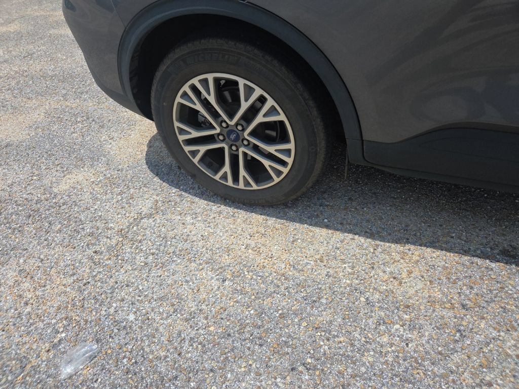 Certified 2022 Ford Escape SEL w/ Technology Package FWD image 14