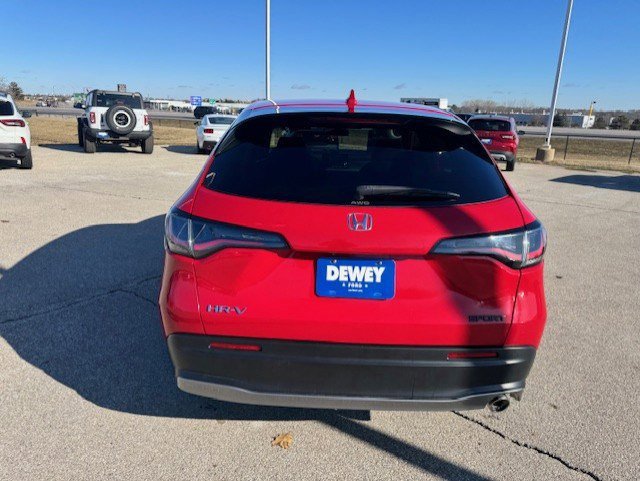 Used 2024 Honda HR-V Sport image 4
