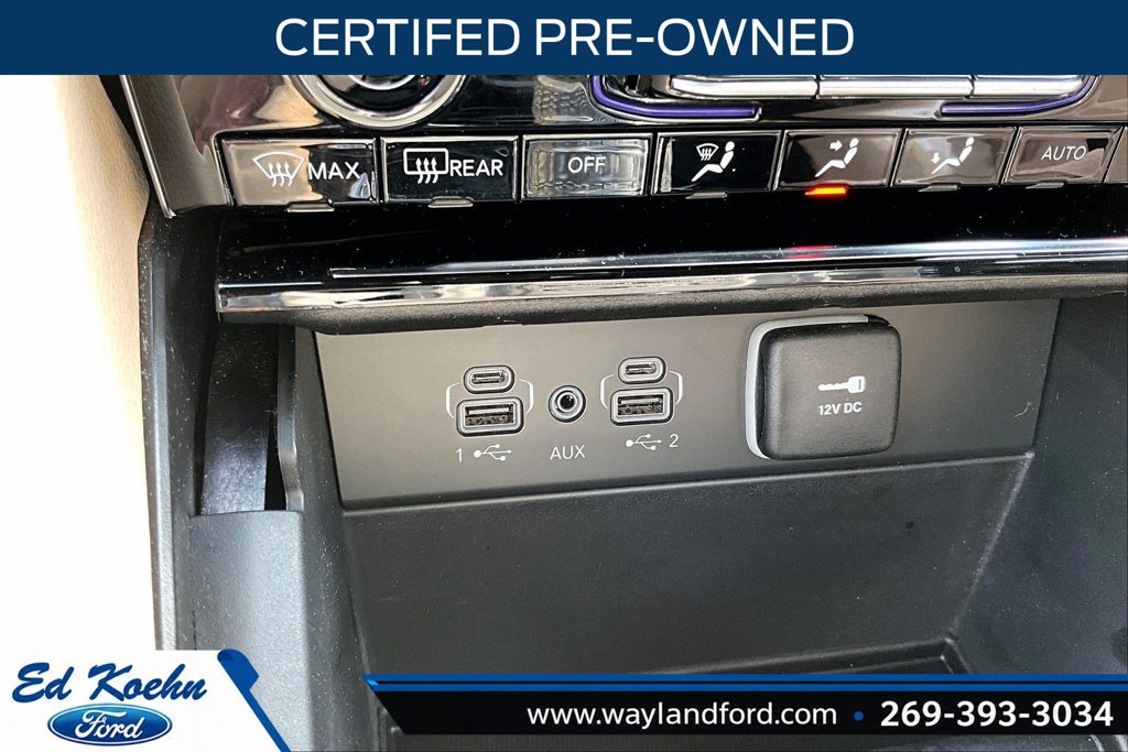 Used 2024 Jeep Grand Cherokee Limited AWD/4WD image 32