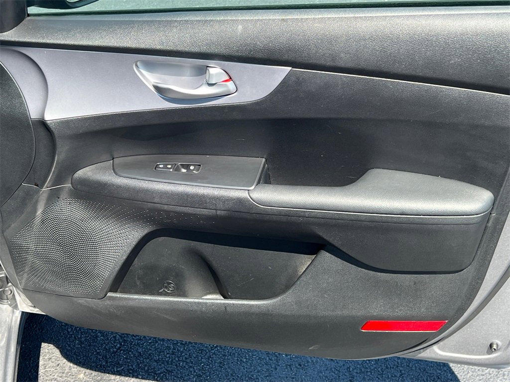 Used 2024 Kia Forte LXS image 14