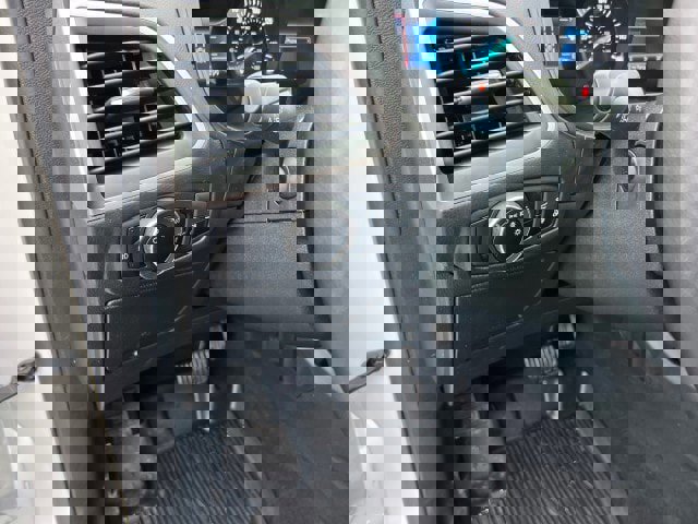 Certified 2023 Ford Edge SEL w/ Convenience Package image 12