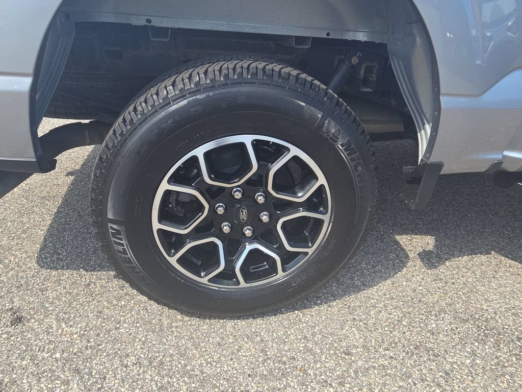 Certified 2022 Ford F150 XL w/ STX Appearance Package AWD/4WD image 2