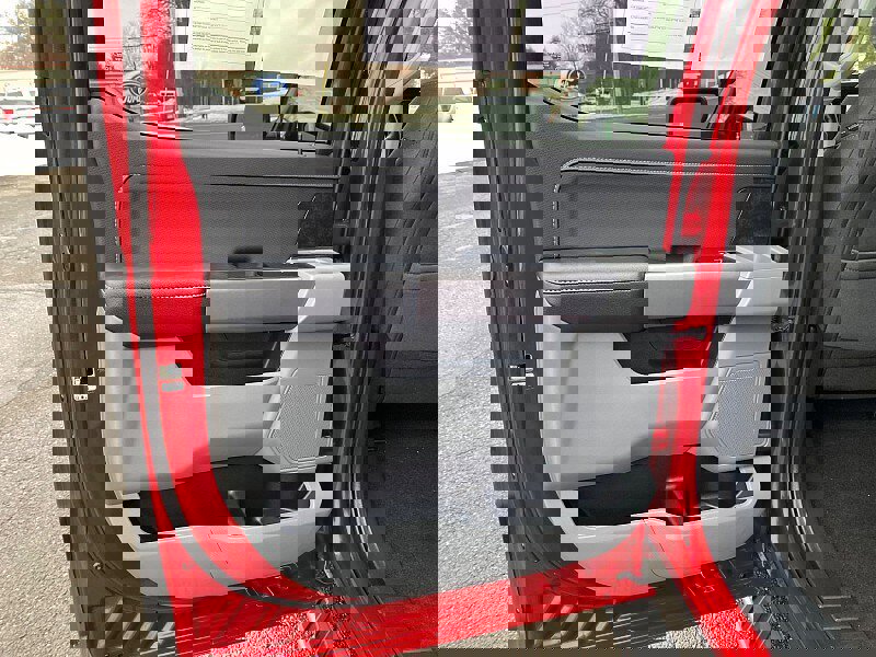 Certified 2022 Ford F150 XLT w/ Equipment Group 302A High image 37