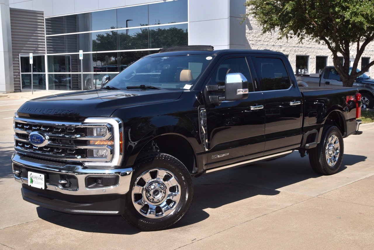 Certified 2024 Ford F250 Lariat w/ Lariat Ultimate Package AWD/4WD image 43