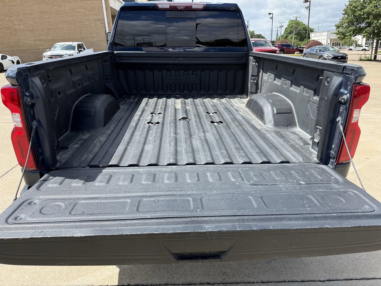 Used 2021 Chevrolet Silverado 3500 High Country w/ Z71 Off-Road Package AWD/4WD image 28