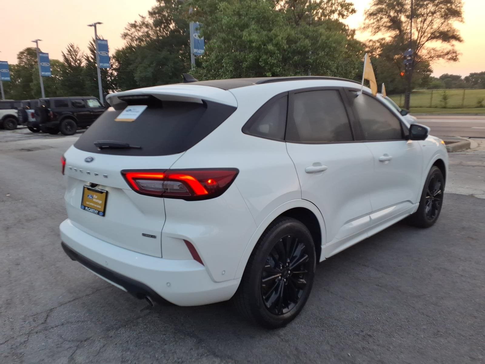 Certified 2024 Ford Escape ST-Line Elite w/ Premium Technology Package AWD/4WD image 3