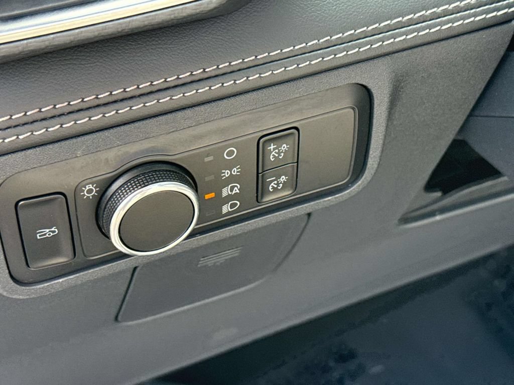 Certified 2024 Ford Mustang Premium RWD image 19