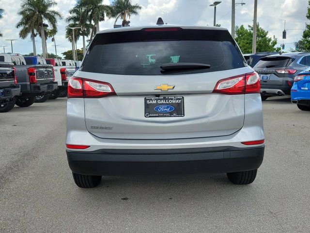 Used 2019 Chevrolet Equinox LS image 3