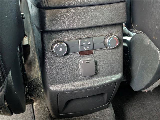 Certified 2018 Ford Explorer XLT w/ Equipment Group 202A FWD image 17