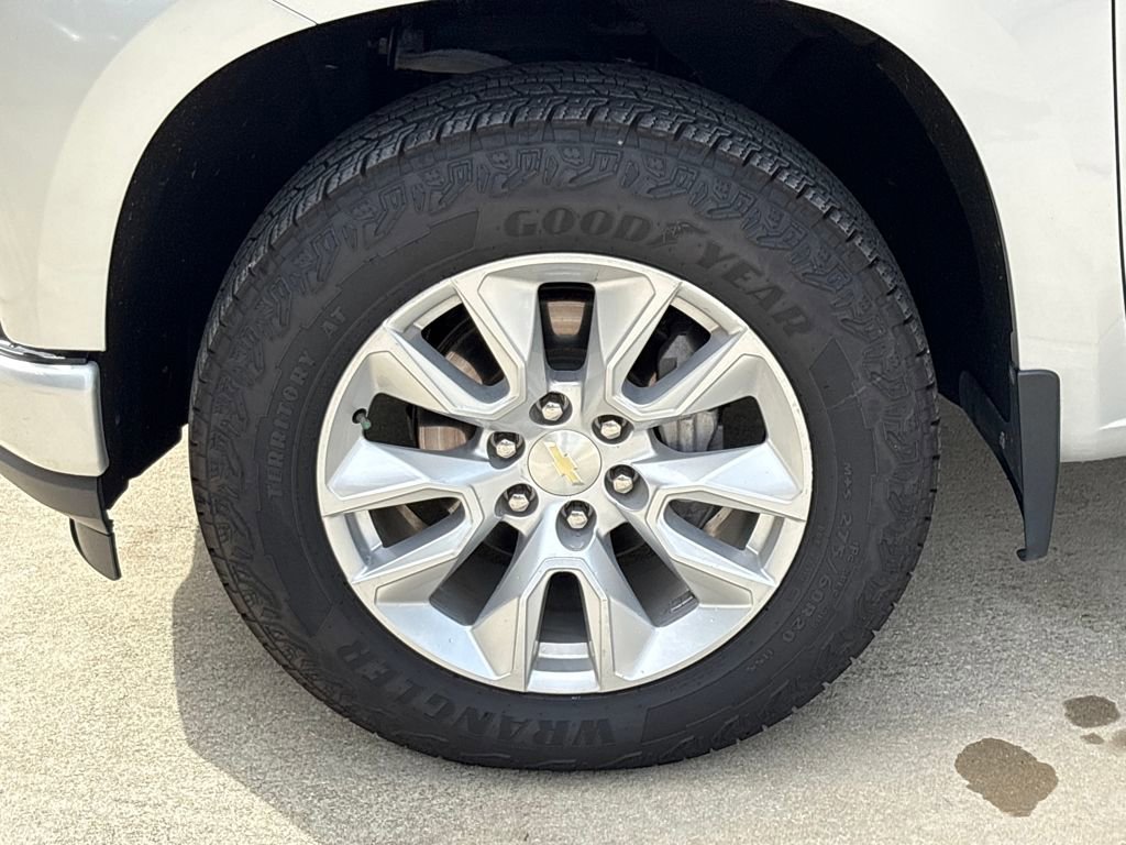 Used 2021 Chevrolet Silverado 1500 Custom image 13