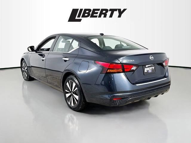 Used 2022 Nissan Altima 2.5 SV image 3