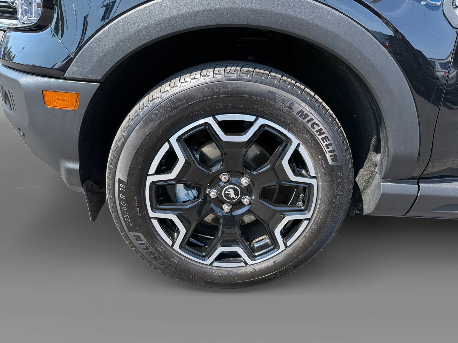 Certified 2025 Ford Bronco Sport Outer Banks w/ Outer Banks Tech Package+ AWD/4WD image 9