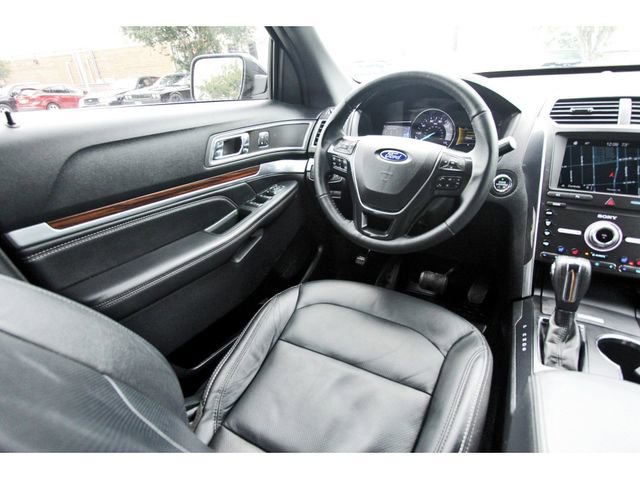 Certified 2019 Ford Explorer Limited w/ Ford Safe & Smart Package FWD image 7