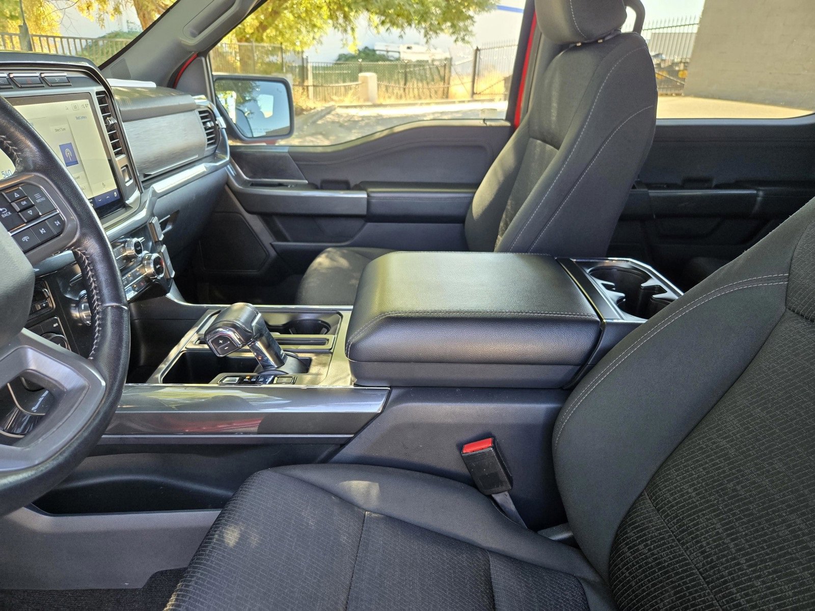 Certified 2022 Ford F150 XLT w/ Equipment Group 302A High image 28