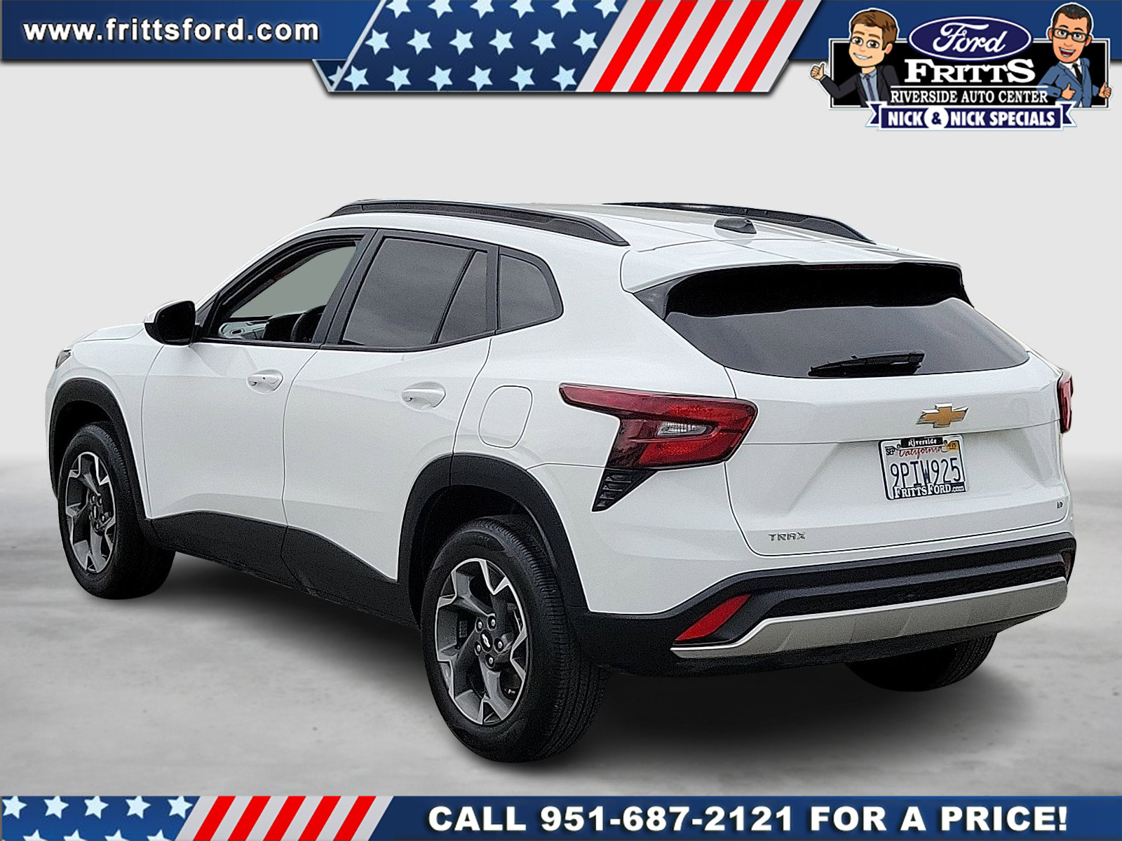 Used 2024 Chevrolet Trax LT w/ Driver Confidence Package FWD image 3