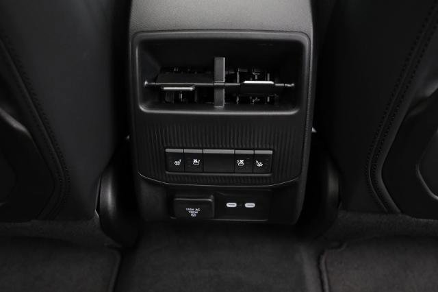 Used 2024 Jeep Wagoneer Launch Edition AWD/4WD image 34