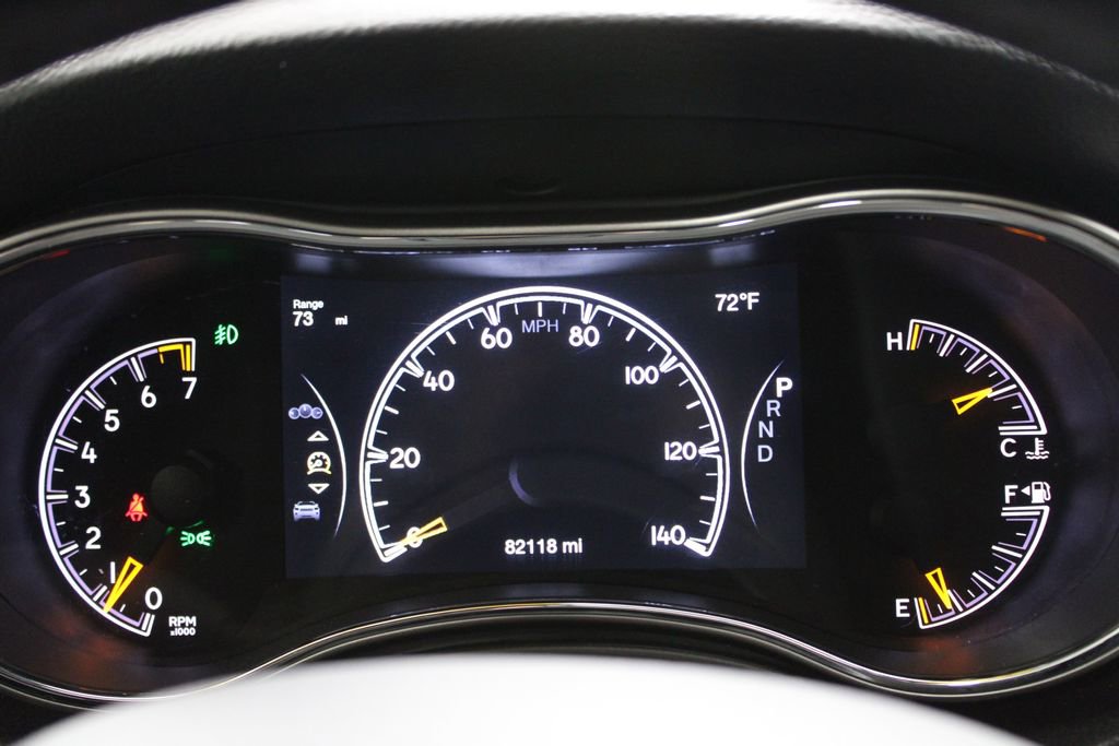 Used 2020 Jeep Grand Cherokee Altitude image 32