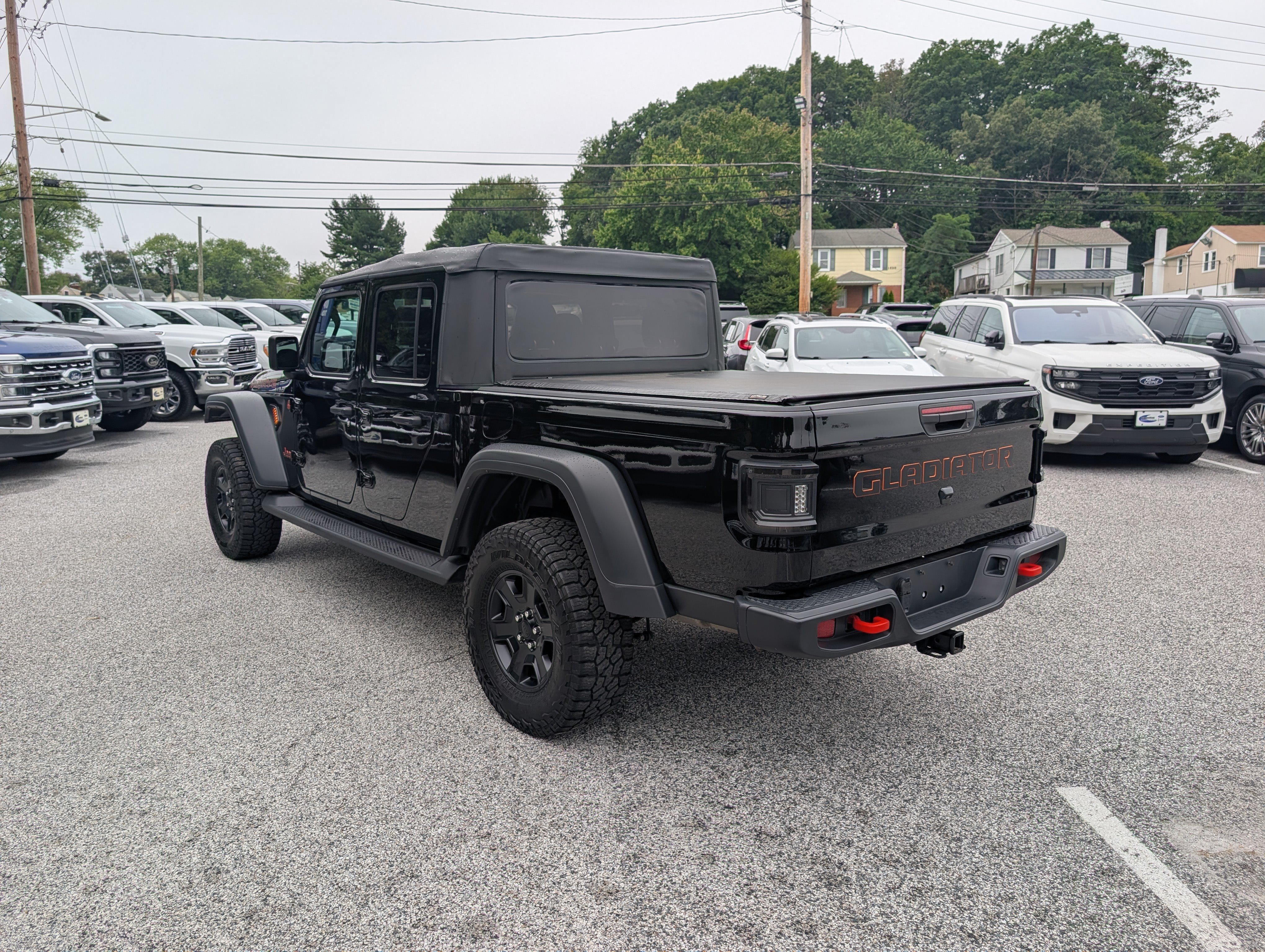 Used 2023 Jeep Gladiator Mojave w/ Cold Weather Group AWD/4WD image 5