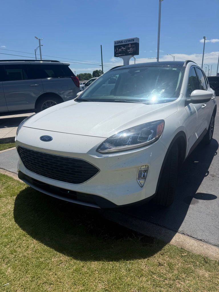 Certified 2022 Ford Escape SEL FWD image 1