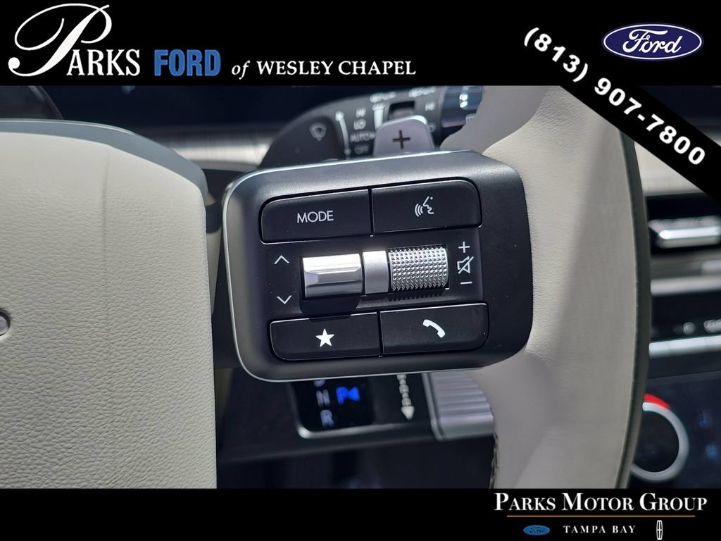Used 2025 Hyundai Santa Fe Calligraphy AWD/4WD image 31