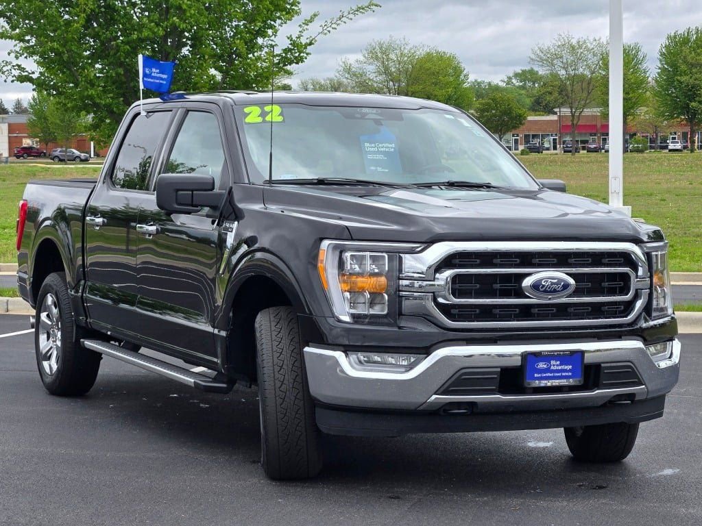 Certified 2022 Ford F150 XLT w/ Equipment Group 302A High AWD/4WD image 4