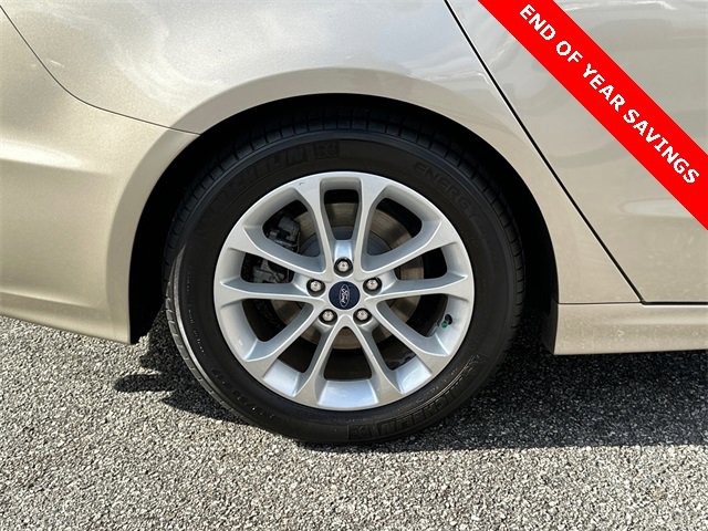 Certified 2019 Ford Fusion SE image 17