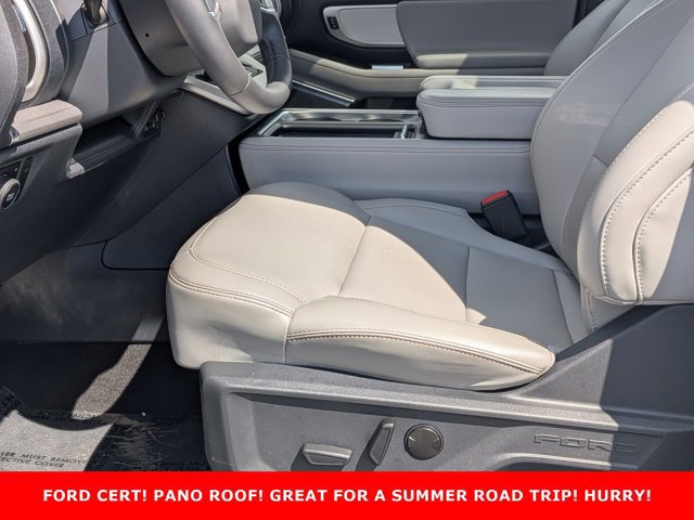 Certified 2025 Ford Expedition Active AWD/4WD image 11