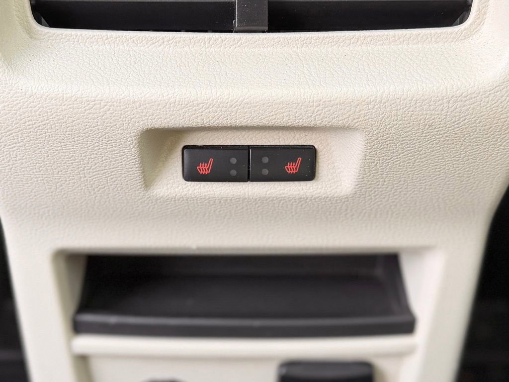 Certified 2022 Ford Edge Titanium w/ Equipment Group 301A image 5