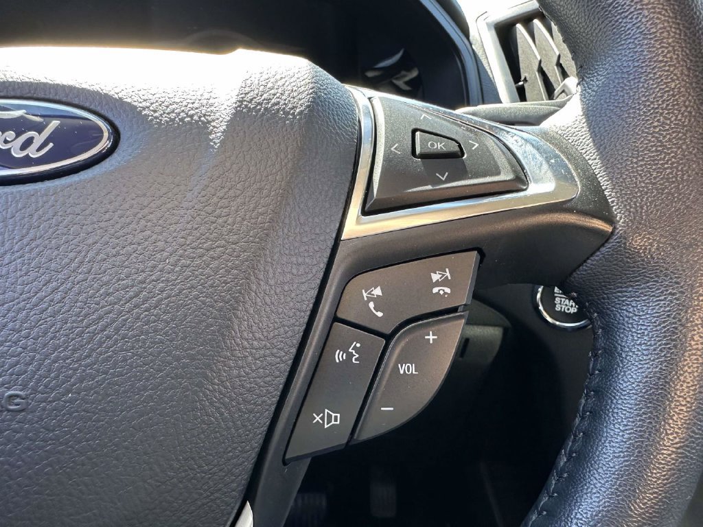 Certified 2024 Ford Edge SEL w/ Convenience Package AWD/4WD image 15