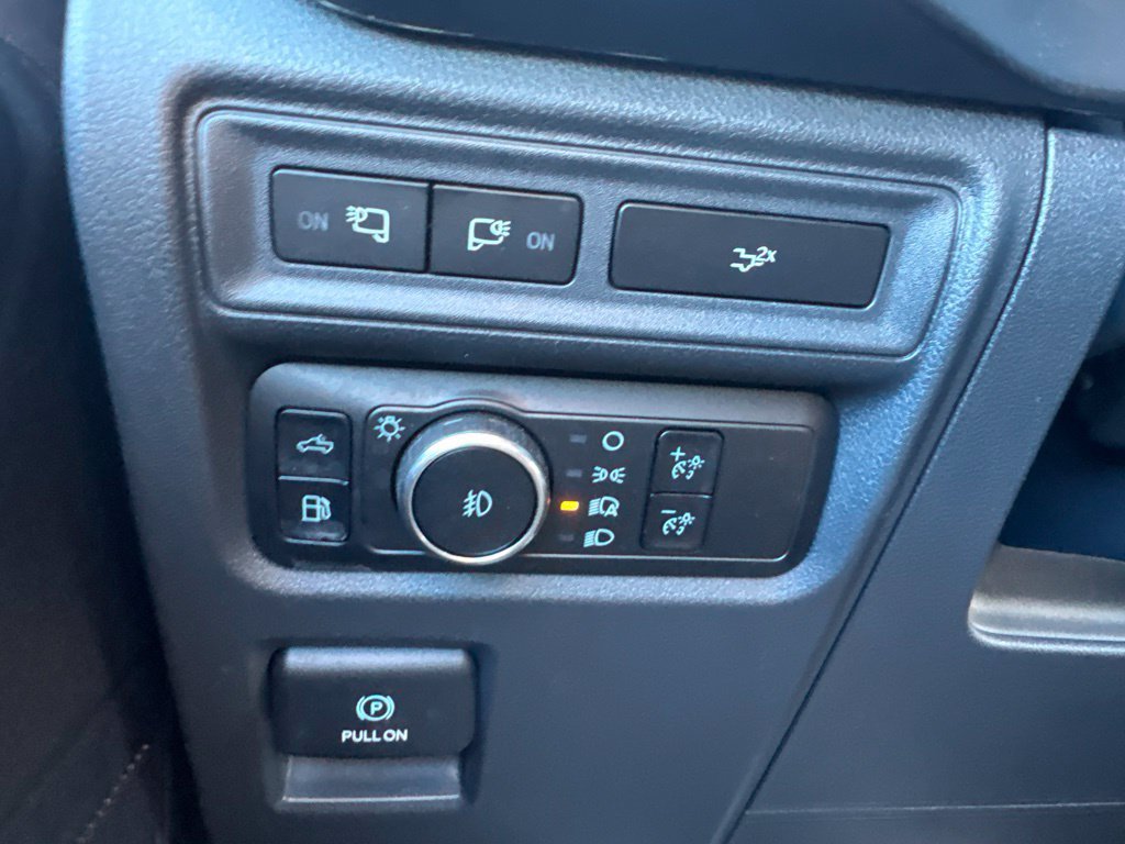 Certified 2024 Ford F250 4x4 Crew Cab Super Duty image 27