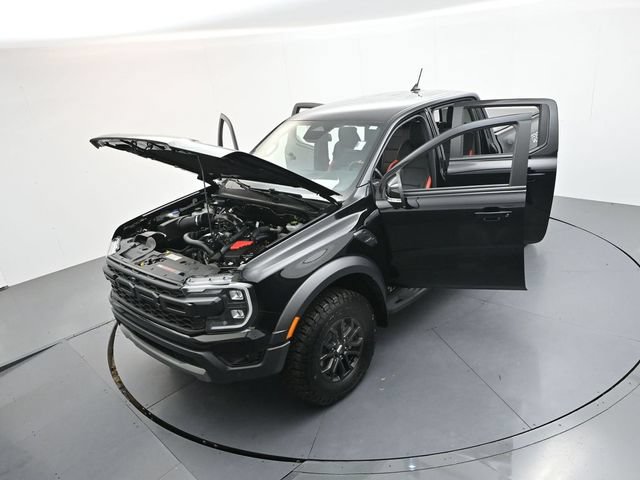 Certified 2025 Ford Ranger Raptor AWD/4WD image 57