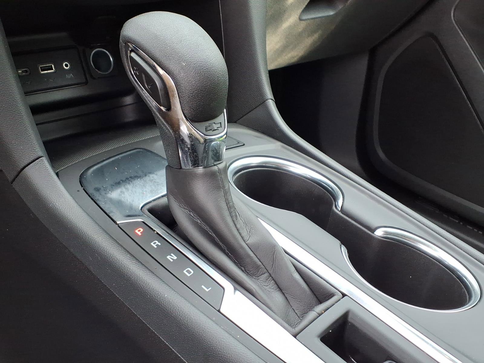 Used 2024 Chevrolet Equinox LT w/ LPO, Floor Liner Package FWD image 16