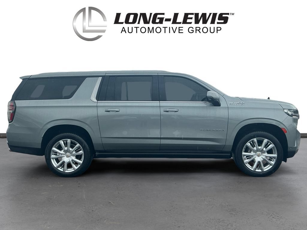 Used 2024 Chevrolet Suburban High Country w/ Advanced Technology Package AWD/4WD image 8