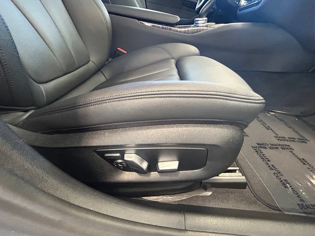Used 2020 BMW 530i w/ Convenience Package RWD image 26