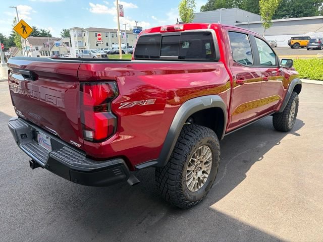Used 2025 Chevrolet Colorado ZR2 w/ Technology Package AWD/4WD image 6