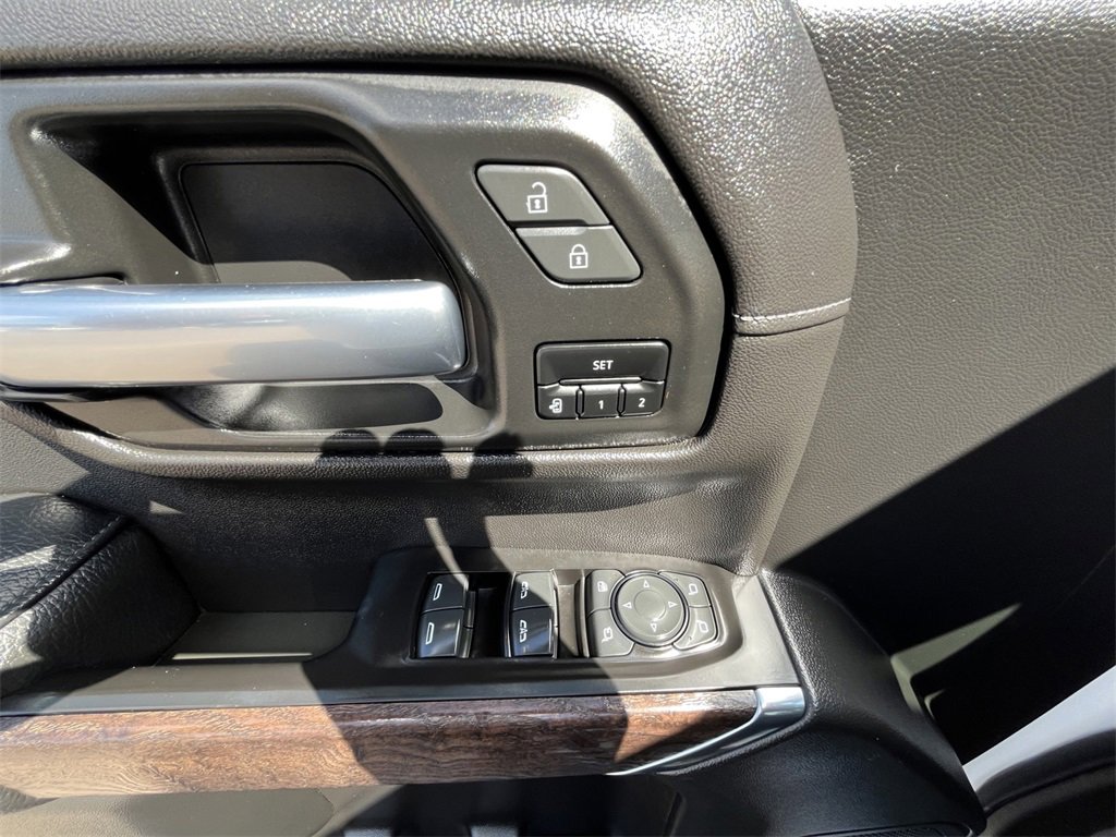 Used 2020 GMC Sierra 1500 Denali w/ Denali Ultimate Package image 19