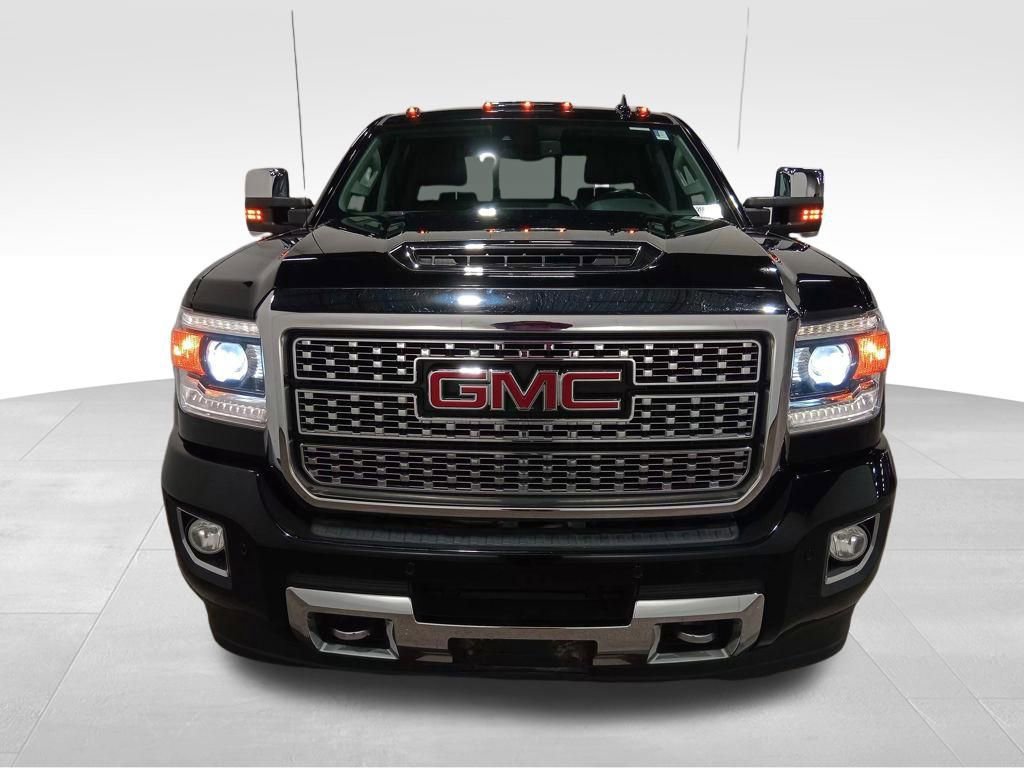 Used 2018 GMC Sierra 2500 Denali w/ Duramax Plus Package image 8