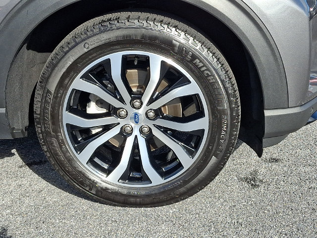 Certified 2025 Ford Explorer ST-Line AWD/4WD image 8