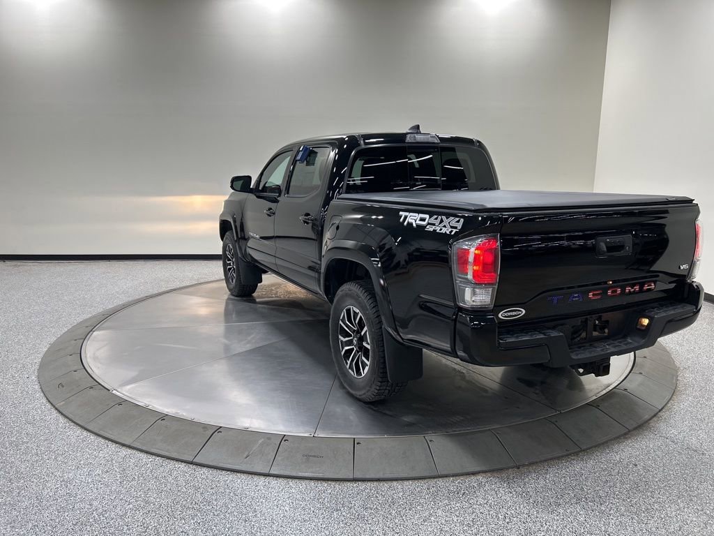 Used 2020 Toyota Tacoma TRD Sport image 3